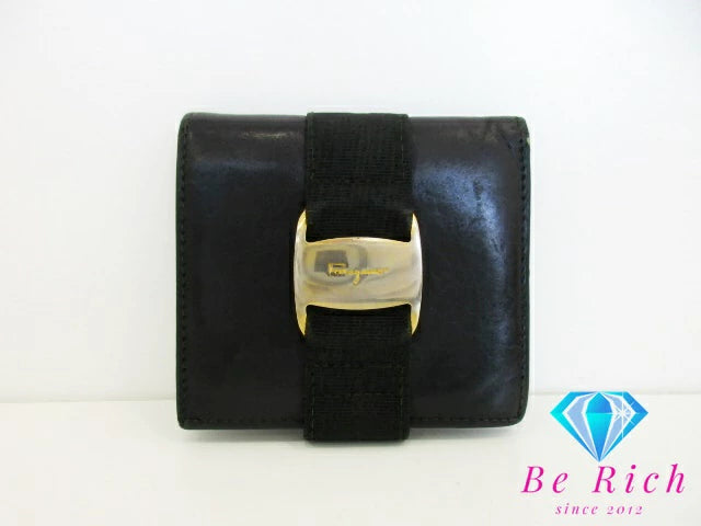 サルヴァトーレ フェラガモ Salvatore Ferragamo 二つ折り財布 22 3053 ヴァラ 黒 ブラック レザー コンパクト ウォレット  【中古】【送料無料】bs3671