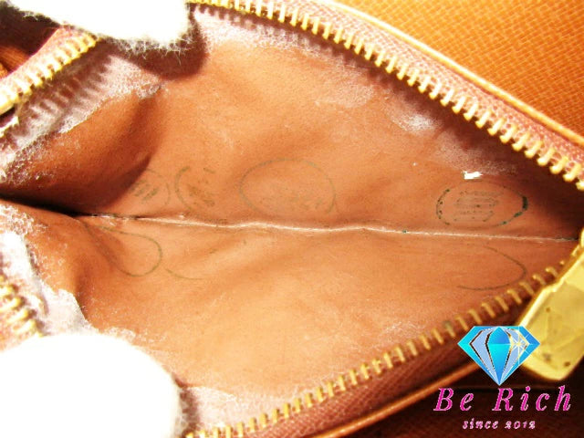 ルイ ヴィトン LOUIS VUITTON ラウンド ファスナー 長財布 モノグラム ポルト モネ ジップ M61727 LV ロゴ 二つ折り財布 ロング ウォレット 【中古】【送料無料】 bs3843