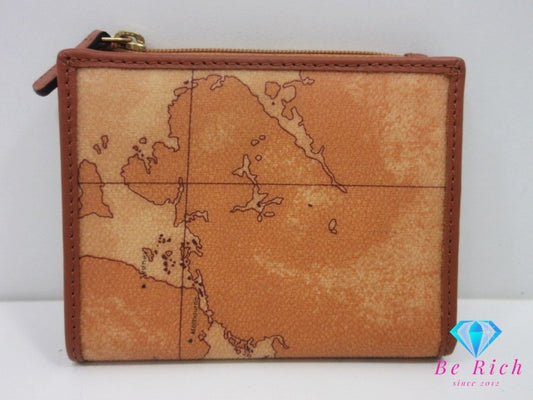 美品 プリマクラッセ PRIMA CLASSE メンズ 二つ折り財布 W107 6000 ジオ クラシック 地図 柄 ナチュラル ロゴ コンパクト ウォレット 【中古】【送料無料】 bs4176