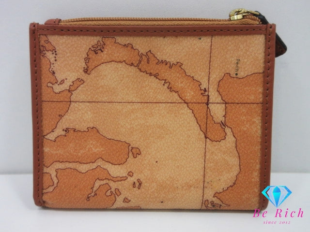 美品 プリマクラッセ PRIMA CLASSE メンズ 二つ折り財布 W107 6000 ジオ クラシック 地図 柄 ナチュラル ロゴ コンパクト ウォレット 【中古】【送料無料】 bs4176