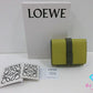 ロエベ LOEWE ロエベ トライフォールド ウォレット 三つ折り 財布 C660TR2X01 アナグラム グリーン ロゴ レザー コンパクト ウォレット 【中古】【送料無料】bs4292