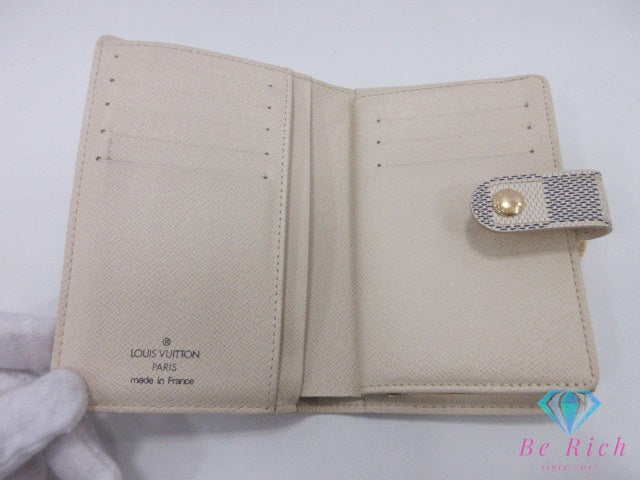 ルイ ヴィトン LOUIS VUITTON ダミエ アズール ポルトフォイユ ヴィエノワ N61676 白 ホワイト アイボリー PVC レザー LV ロゴ 中財布 ミディアム コンパクト ウォレット がま口 小銭入れ 【中古】【送料無料】 bs4360