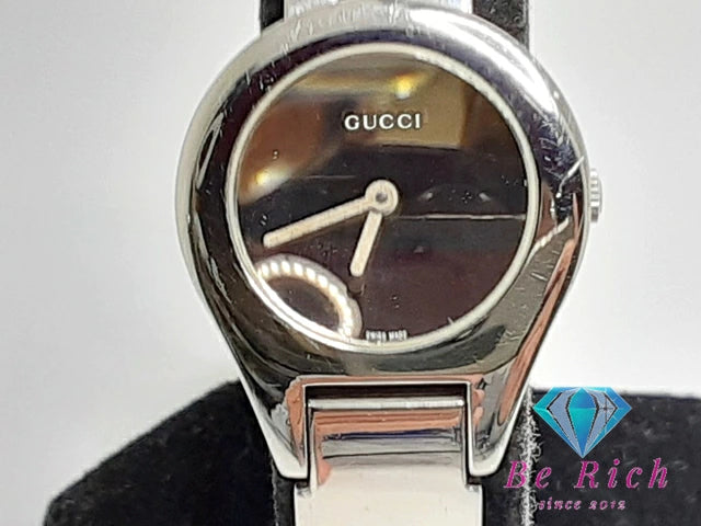 グッチ GUCCI レディース 腕時計 バングル ウォッチ 6700L ラウンド シルバー SS ブレス アナログ QZ クォーツ ロゴ  【中古】【送料無料】 bt3084