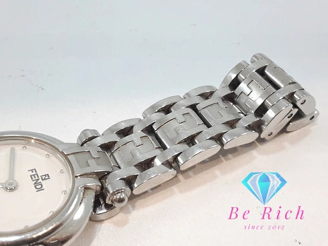 フェンディ FENDI オロロジ レディース 腕時計 750L ラウンド 白 ホワイト シルバー SS ブレス アナログ クォーツ QZ ウォッチ ズッカ ロゴ 【中古】【送料無料】 bt3302