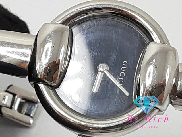 グッチ GUCCI レディース 腕時計 バングル ウォッチ 1400L ラウンド 黒 ブラック SS シルバー アナログ クォーツ QZ 【中古】【送料無料】 bt3332