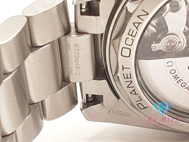 オメガ OMEGA シーマスター プラネット オーシャン 600M コーアクシャル マスター クロノメーター デイト 215.30.44.21.01.001 自動巻き メンズ 腕時計 黒 ブラック SS ブレス アナログ オートマ AT ウォッチ 【中古】【送料無料】 bt3405