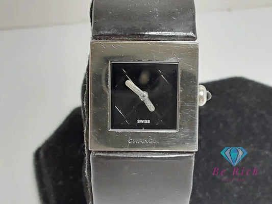 シャネル CHANEL マトラッセ レディース 腕時計 H0116 黒 ブラック SS レザー ロゴ アナログ クォーツ QZ ウォッチ 【中古】【送料無料】 bt3424