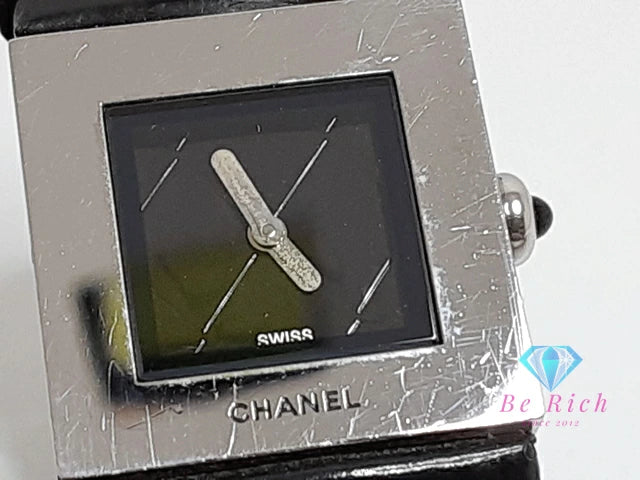 シャネル CHANEL マトラッセ レディース 腕時計 H0116 黒 ブラック SS レザー ロゴ アナログ クォーツ QZ ウォッチ 【中古】【送料無料】 bt3424
