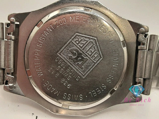 タグホイヤー TAG HEUER プロフェッショナル 3000 シリーズ 932.213 腕時計 200M 防水 デイト グレー シルバー SS アナログ クォーツ QZ ウォッチ ボーイズ ユニセックス メンズ レディース 【中古】【送料無料】 bt3439