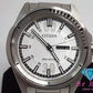 シチズン CITIZEN エコ ドライブ ソーラー メンズ 腕時計 デイデイト J800-S091322 白 ホワイト シルバー SS ブレス アナログ クォーツ QZ ウォッチ Eco-Drive  【中古】【送料無料】 ht4653