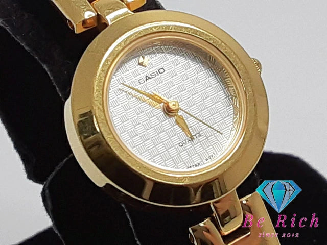 カシオ CASIO レディース 腕時計 LTP-2025 シルバー ゴールド SS ブレス アナログ クォーツ QZ ウォッチ バングル  【中古】【送料無料】ht5012