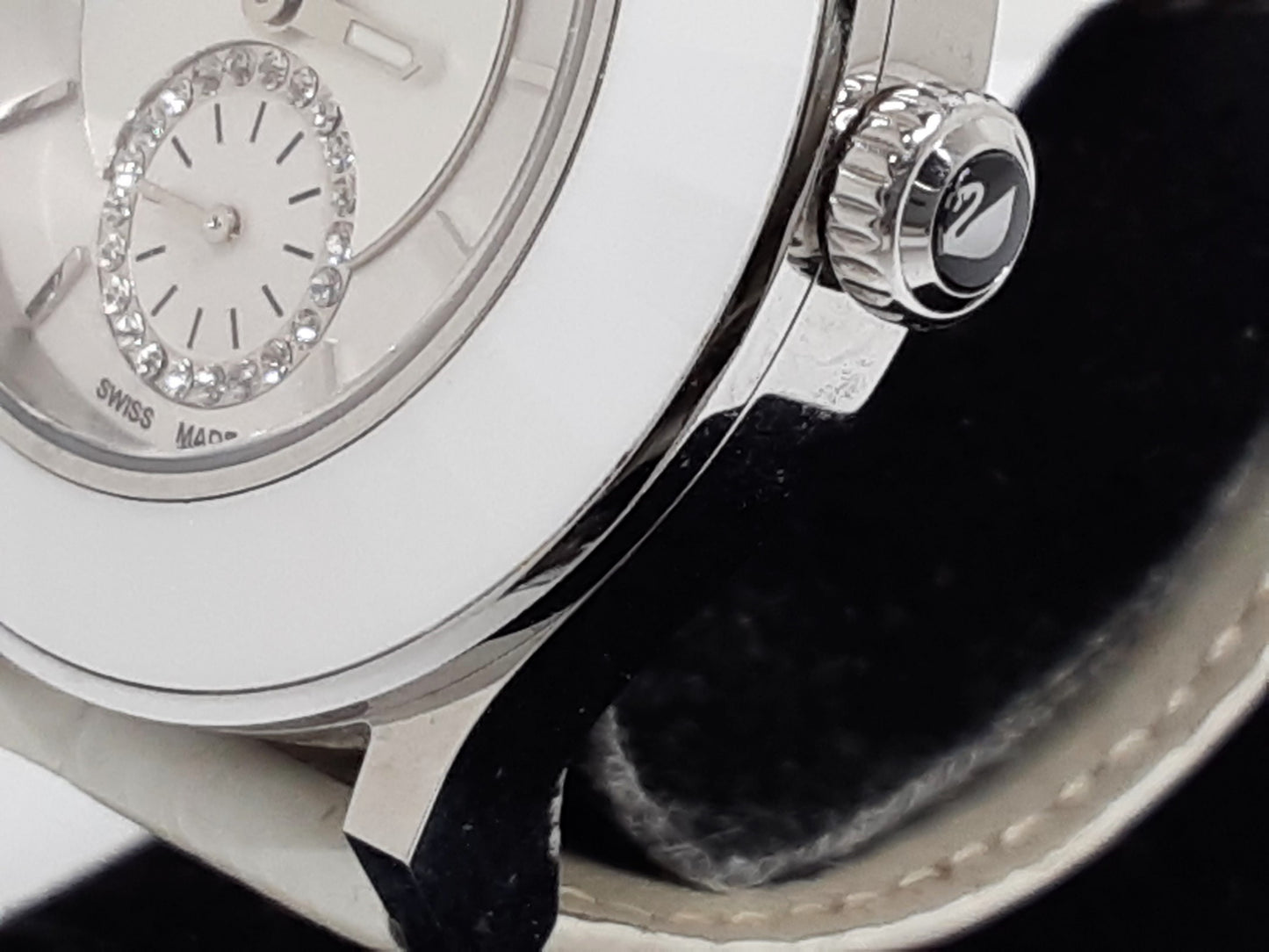スワロフスキー SWAROVSKI OCTEA CLASSICA レディース 腕時計 1181757 白 ホワイト クリスタル セラミック SS ブレス アナログ クォーツ QZ ウォッチ  【中古】【送料無料】 ht5327