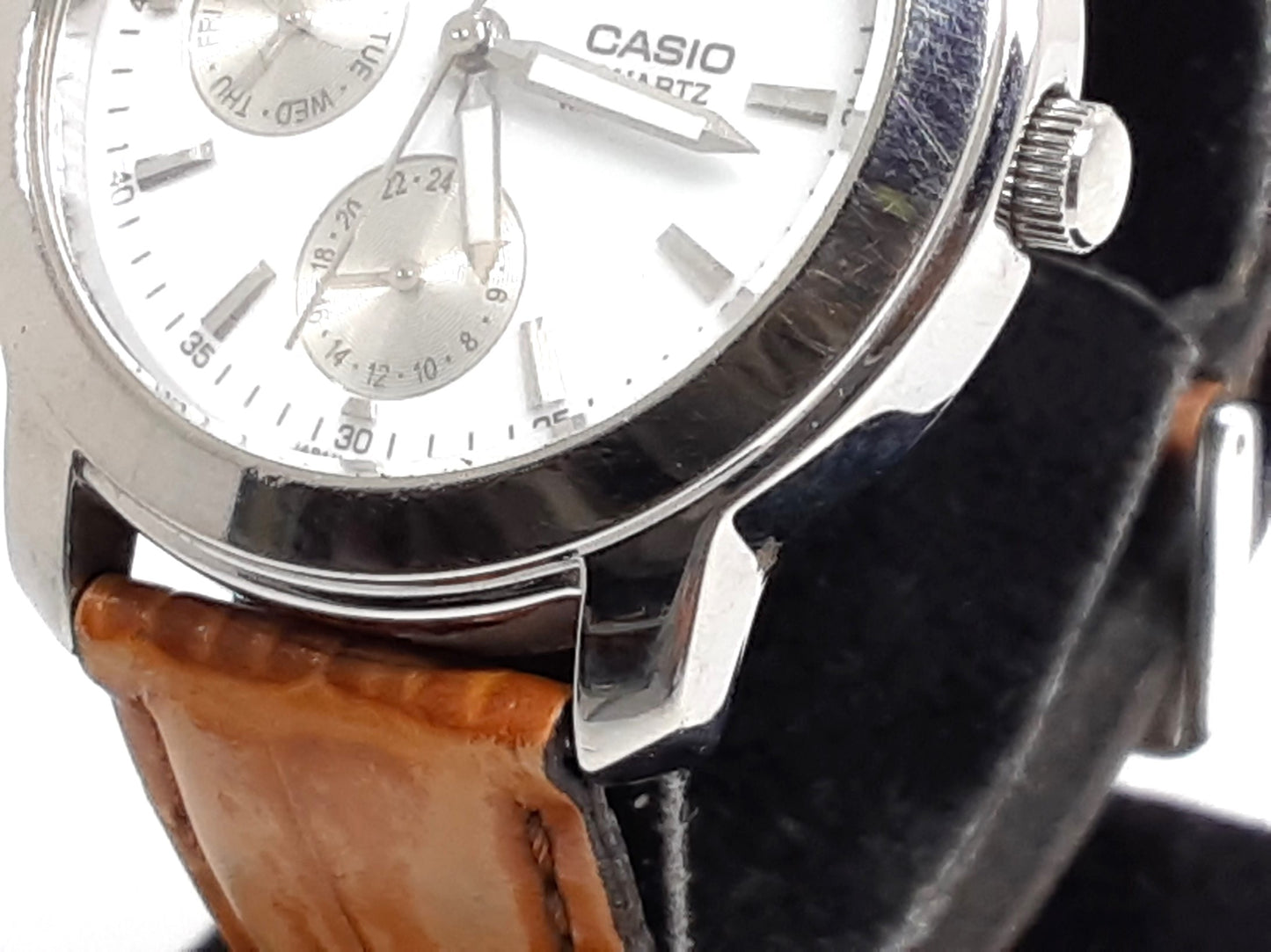 カシオ CASIO メンズ 腕時計 デイデイト トリプル カレンダー MTP-1192 白 茶 ホワイト ブラウン SS レザー ブレス アナログ クォーツ QZ ウォッチ 【中古】【送料無料】 ht5338