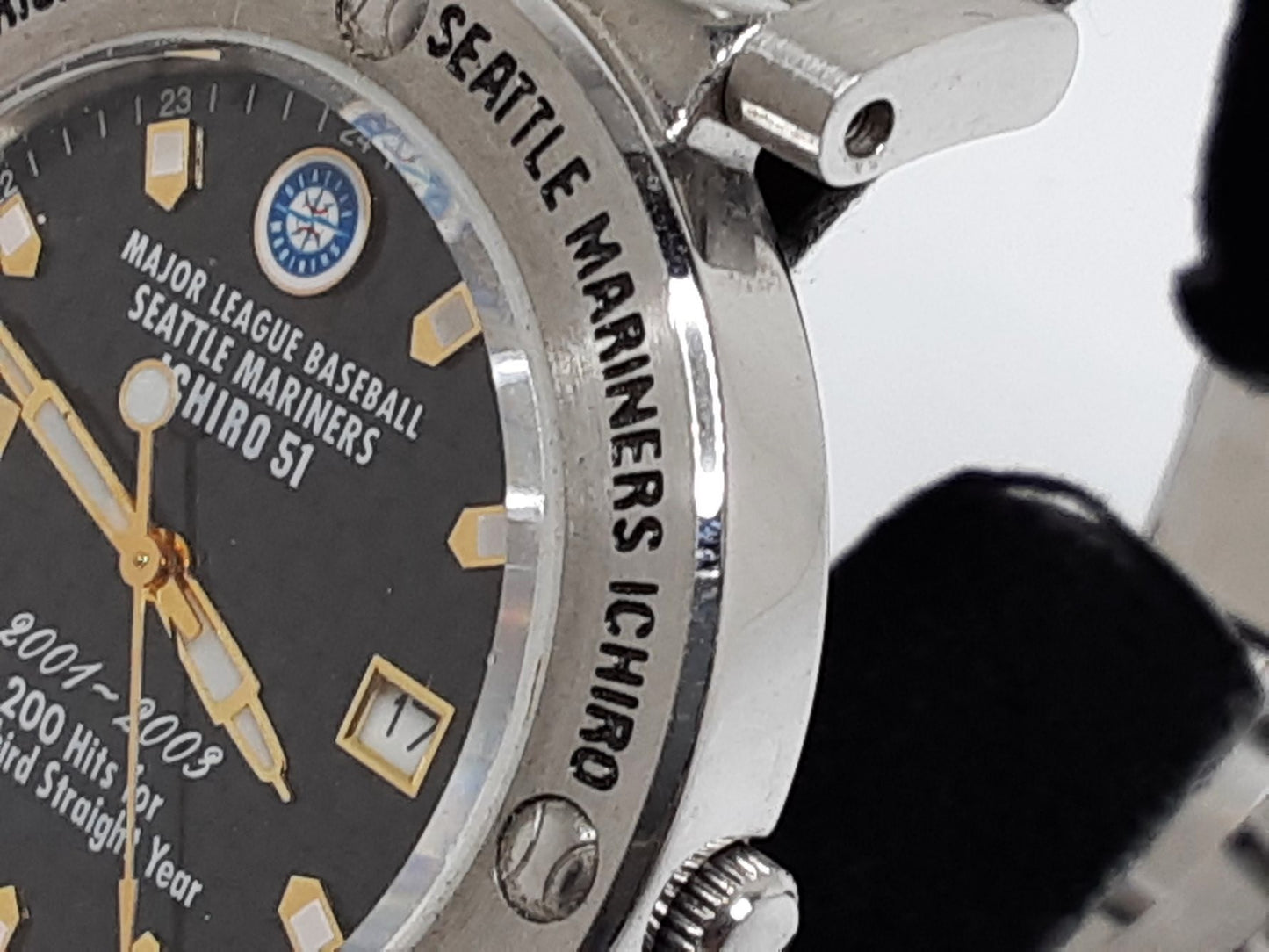 シチズン CITIZEN CBM MLB シアトルマリナーズ イチロー 200安打 記念 ウォッチ メンズ 腕時計 デイト 黒 ブラック シルバー SS ブレス アナログ クォーツ QZ SEATTLE MARINERS ICHIRO 51 【中古】【送料無料】 ht5347