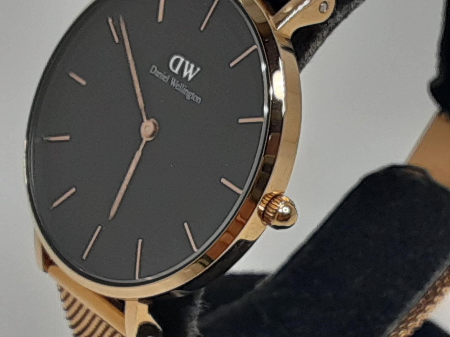 ダニエル ウェリントン Daniel Wellington クラシック B32R1 32MM レディース 腕時計 黒 ブラック ゴールド SS GP ブレス アナログ クォーツ QZ ウォッチ DW CLASSIC  【中古】【送料無料】 ht5366