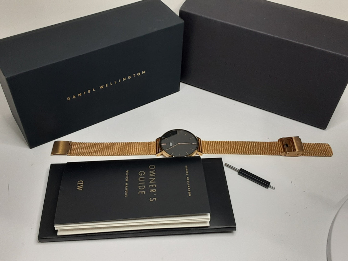 ダニエル ウェリントン Daniel Wellington クラシック B32R1 32MM レディース 腕時計 黒 ブラック ゴールド SS GP ブレス アナログ クォーツ QZ ウォッチ DW CLASSIC  【中古】【送料無料】 ht5366