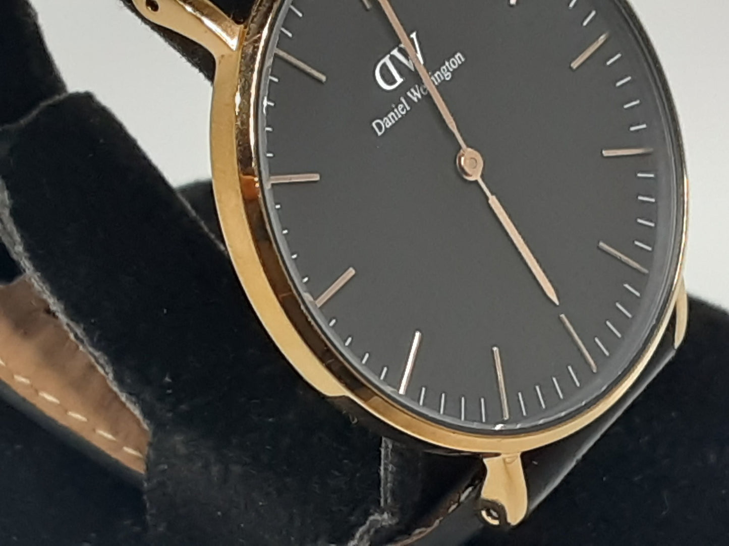 ダニエル ウェリントン Daniel Wellington クラシック 36MM 腕時計 黒 ブラック 茶 ブラウン SS レザー ブレス アナログ クォーツ QZ ウォッチ DW CLASSIC 【中古】【送料無料】 ht5372