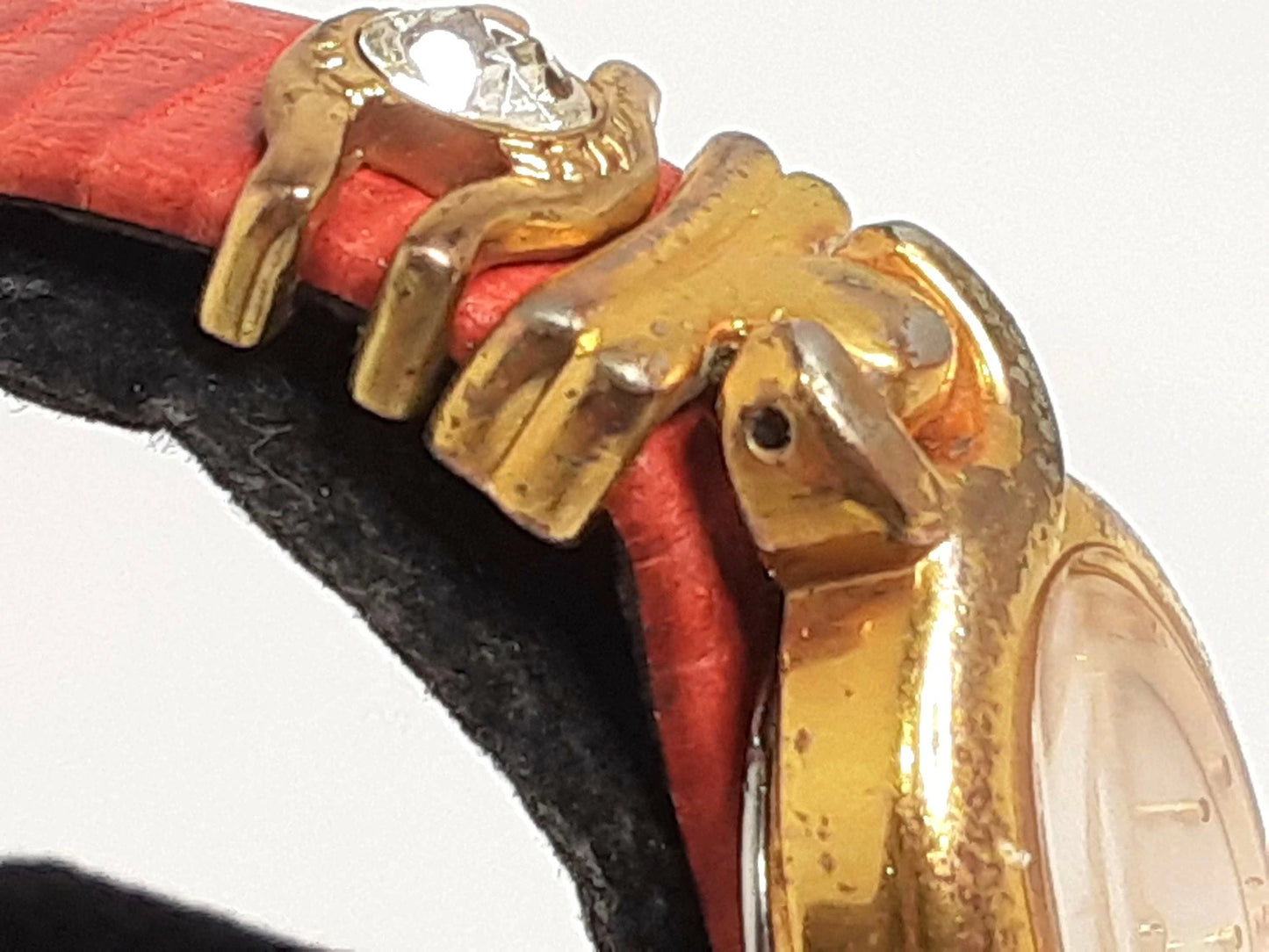 ラトゥールエッフェル LA TOUR EIFFEL レディース 腕時計 TE-1016 オーバル ホワイト 白 レッド 赤 SS レザー ブレス アナログ クォーツ QZ ウォッチ  【中古】【送料無料】 ht5378