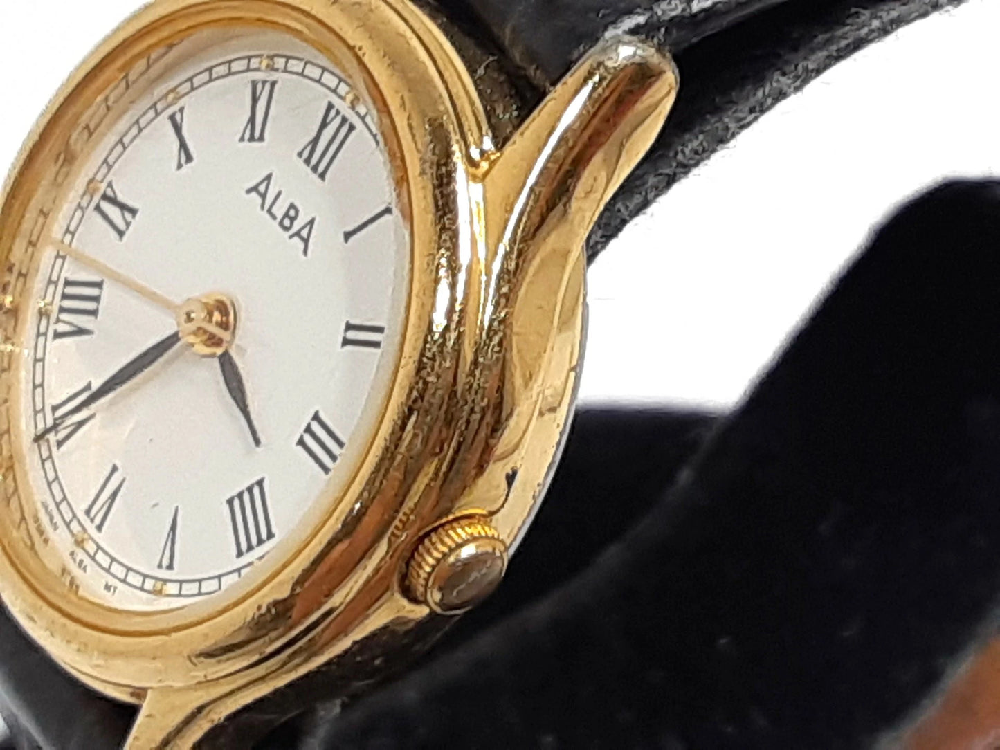 セイコー SEIKO アルバ ALBA レディース 腕時計 V501-X037 白 ホワイト ブラック 黒 SS レザー ブレス アナログ クオーツ QZ ウォッチ 【中古】【送料無料】 ht5379