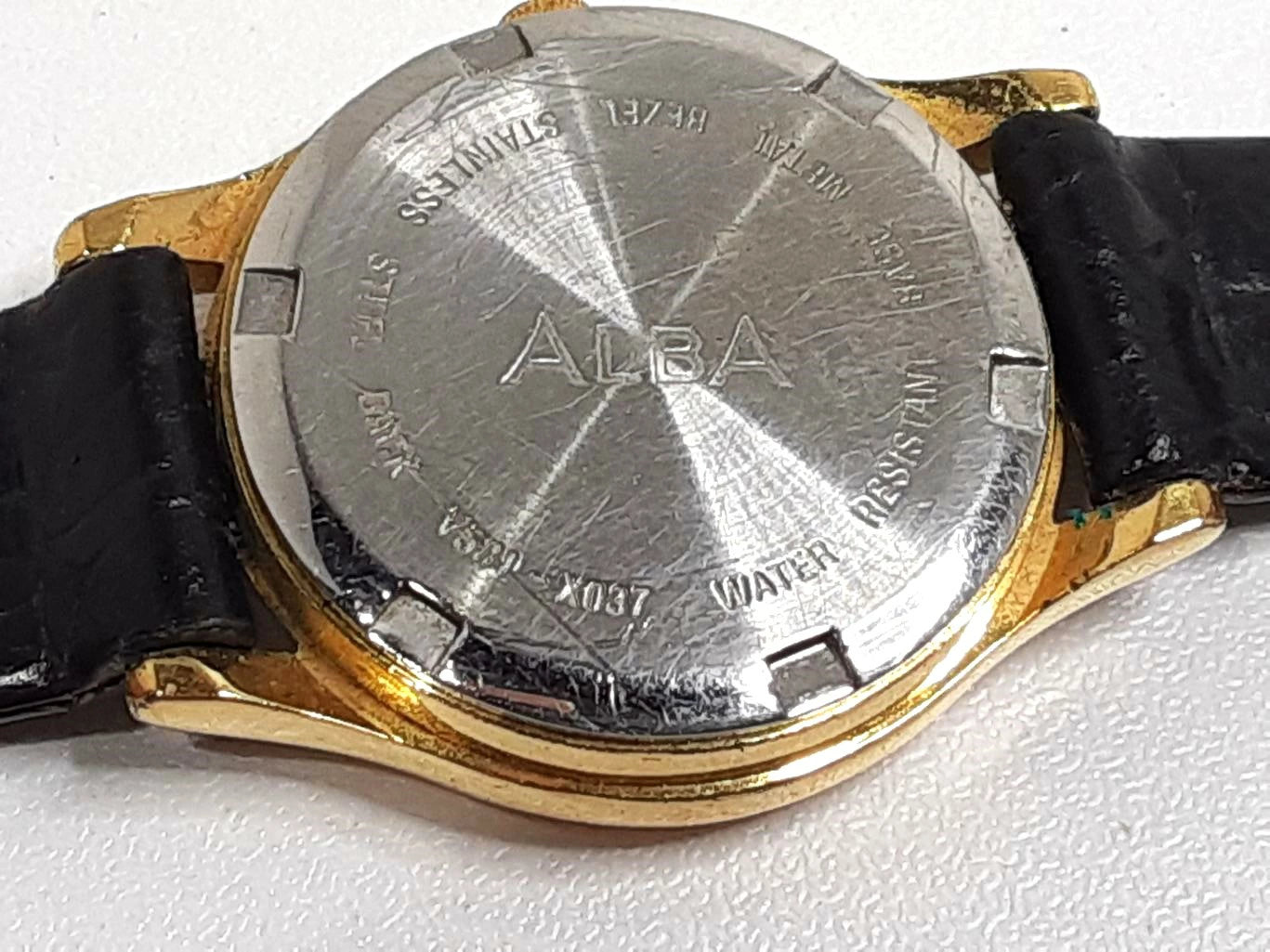 セイコー SEIKO アルバ ALBA レディース 腕時計 V501-X037 白 ホワイト ブラック 黒 SS レザー ブレス アナログ クオーツ QZ ウォッチ 【中古】【送料無料】 ht5379