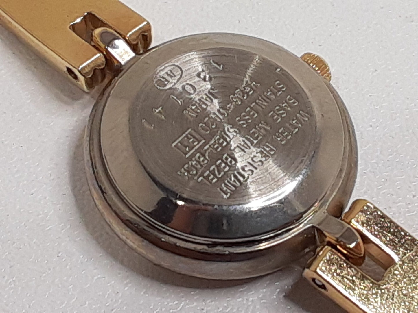 セイコー SEIKO アルバ レディース 腕時計 Y520-0A20 白 ホワイト シルバー ゴールド SS GP ブレス アナログ クォーツ QZ  ウォッチ ALBA 【中古】【送料無料】ht5409