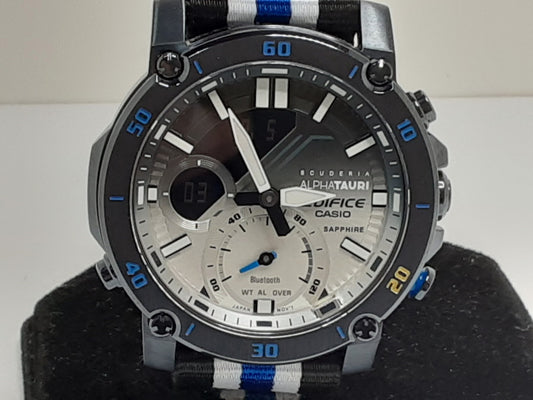 美品 カシオ CASIO エディフィス スクーデリア アルファタウリ メンズ 腕時計 ECB-20AT-2AJR 黒 ブラック シルバー ネイビー 紺 SS レザー ブレス モバイルリンク アナログ デジタル クォーツ QZ ウォッチ  【中古】【送料無料】 ht5431