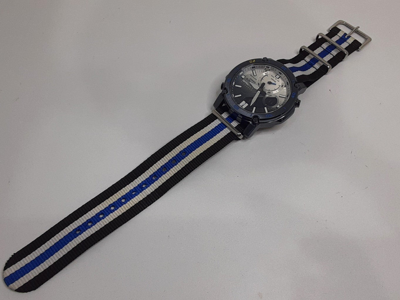 美品 カシオ CASIO エディフィス スクーデリア アルファタウリ メンズ 腕時計 ECB-20AT-2AJR 黒 ブラック シルバー ネイビー 紺 SS レザー ブレス モバイルリンク アナログ デジタル クォーツ QZ ウォッチ  【中古】【送料無料】 ht5431