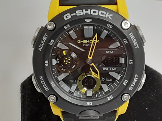 美品 カシオ CASIO G-SHOCK メンズ 腕時計 GA-2000 SS カーボン コア ガード イエロー ブラック 黄 黒 SS 樹脂 ブレス アナデジ クォーツ QZ ウォッチ Gショック ジーショック 【中古】【送料無料】ht5449