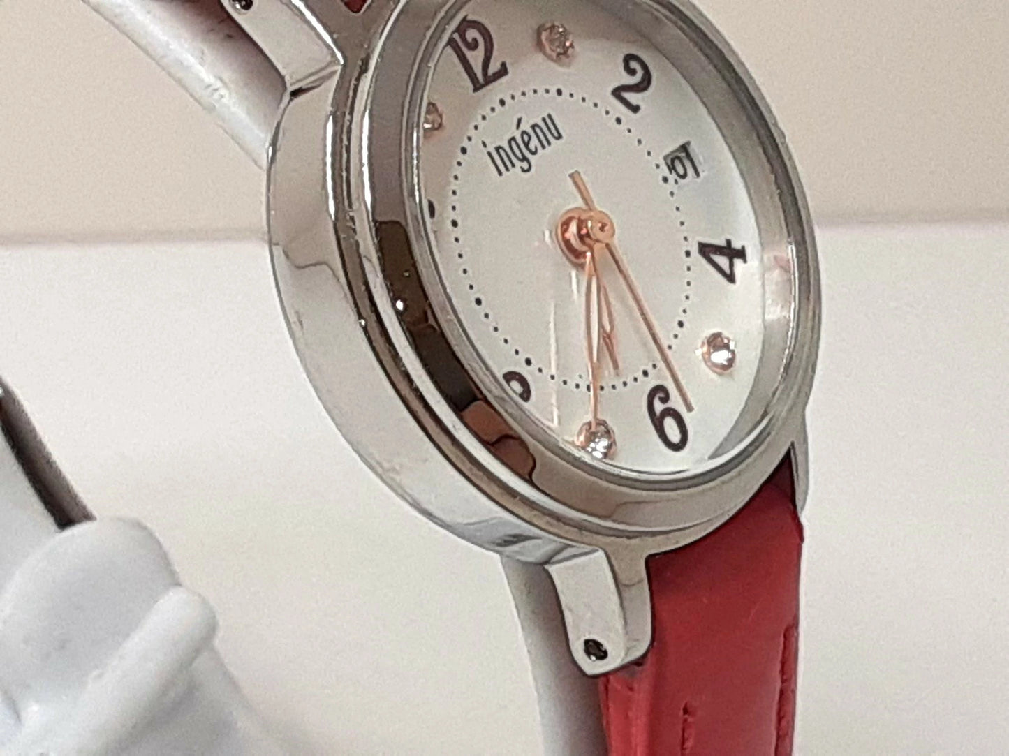 セイコー SEIKO アルバ アンジェーヌ レディース 腕時計 デイト VJ22-KPY0 ホワイト シルバー レッド 赤 SS レザー ブレス アナログ QZ ウォッチ ALBA ingenu  【中古】【送料無料】 ht5459