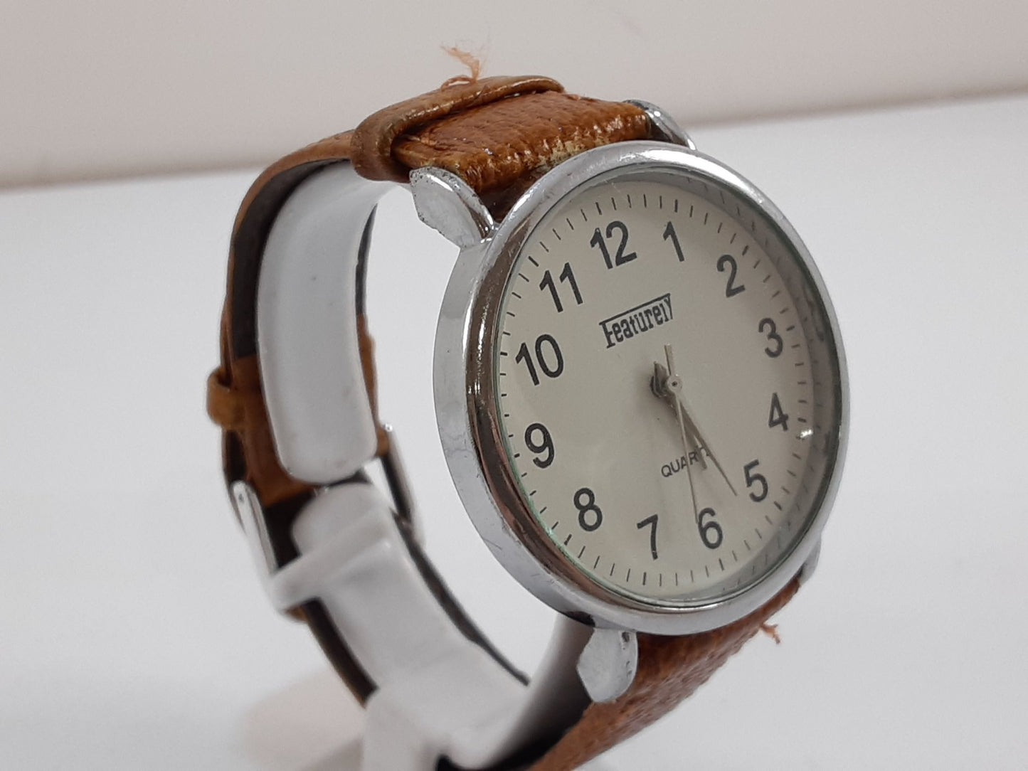フィーチャリー Featurely メンズ 腕時計 白 茶 ホワイト ブラウン SS レザー ブレス アナログ クォーツ QZ ウォッチ 【中古】【送料無料】 ht5524