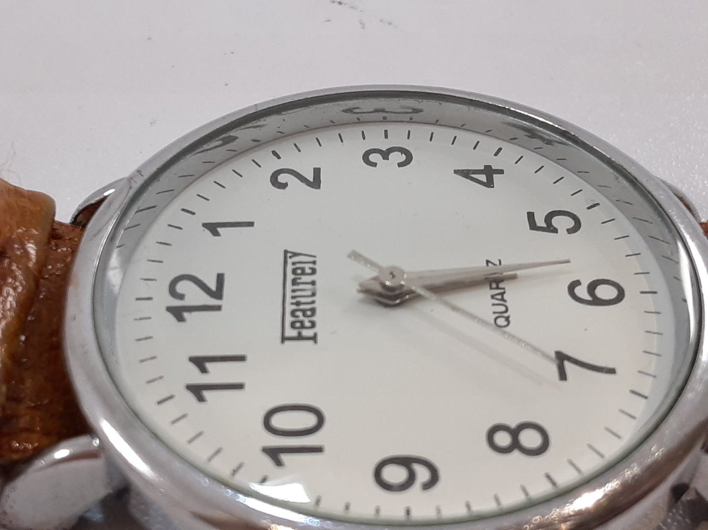 フィーチャリー Featurely メンズ 腕時計 白 茶 ホワイト ブラウン SS レザー ブレス アナログ クォーツ QZ ウォッチ 【中古】【送料無料】 ht5524