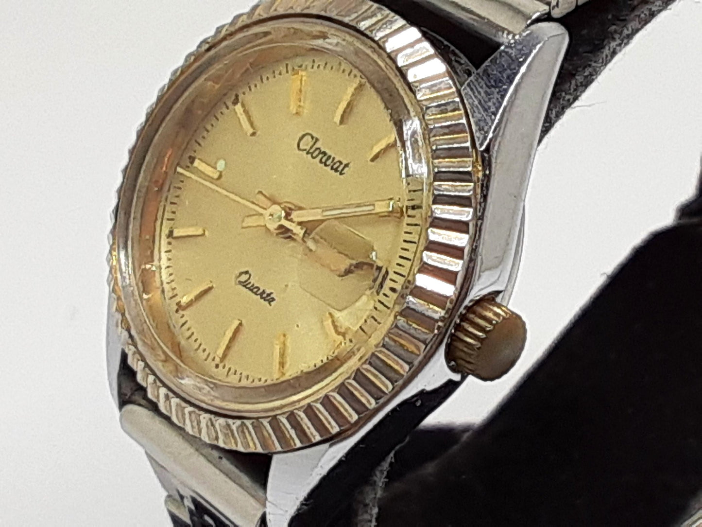 クロワット CLOWAT レディース 腕時計 デイト 15100 ゴールド シルバー SS GP ブレス アナログ クォーツ QZ ウォッチ 【中古】【送料無料】 ht5544