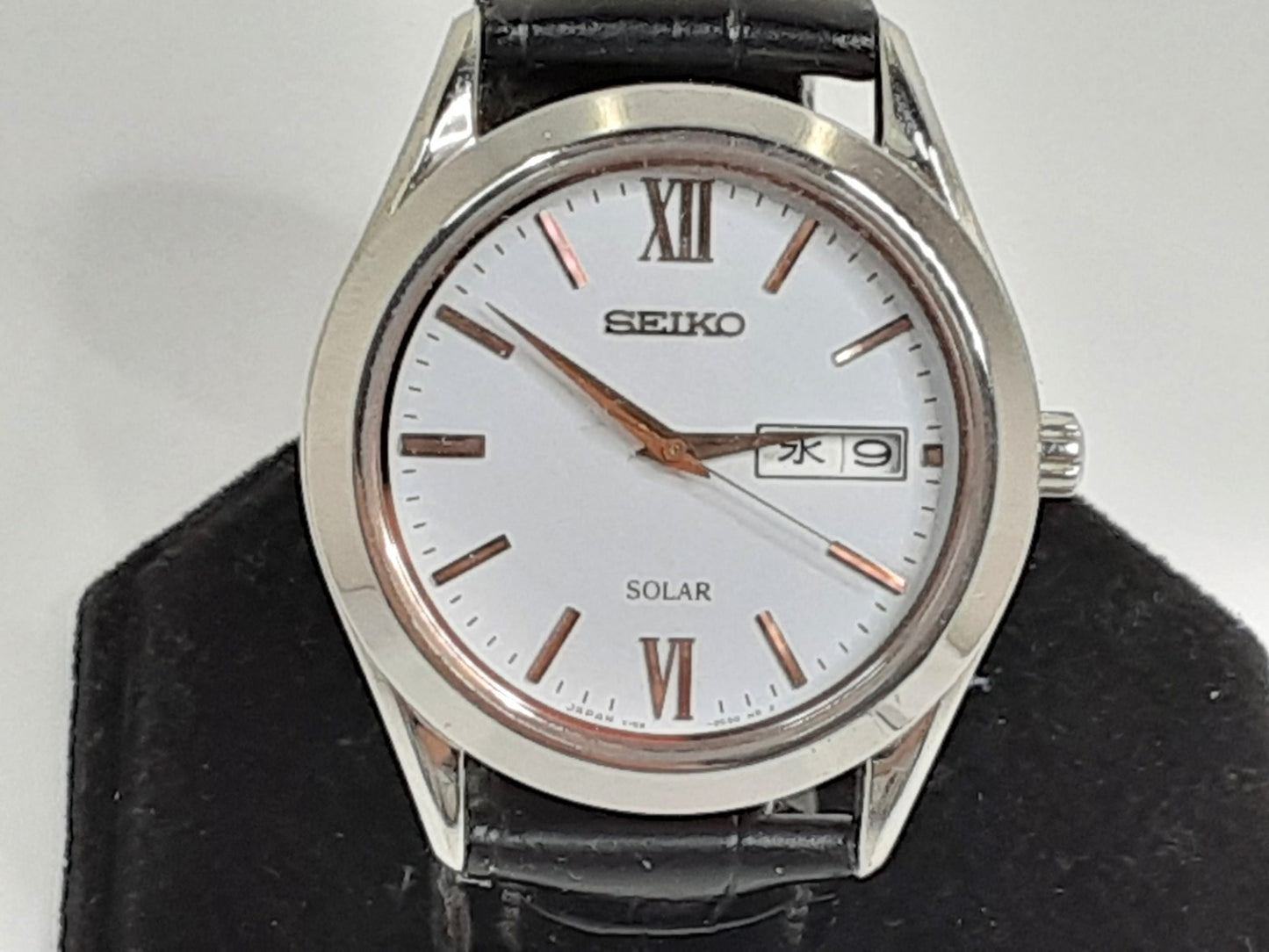 セイコー SEIKO ソーラー メンズ 腕時計 デイデイト V158-0BA0 白 ホワイト ブラック 黒 SS レザー ブレス アナログ クォーツ QZ  ウォッチ  【中古】【送料無料】 ht5549