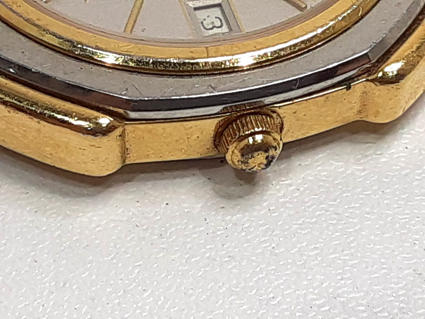 シャルル ジョルダン CHARLES JOURDAN レディース 腕時計 デイト 白 ホワイト SS GP ブレス アナログ クォーツ QZ ウォッチ 【中古】【送料無料】 ht5569