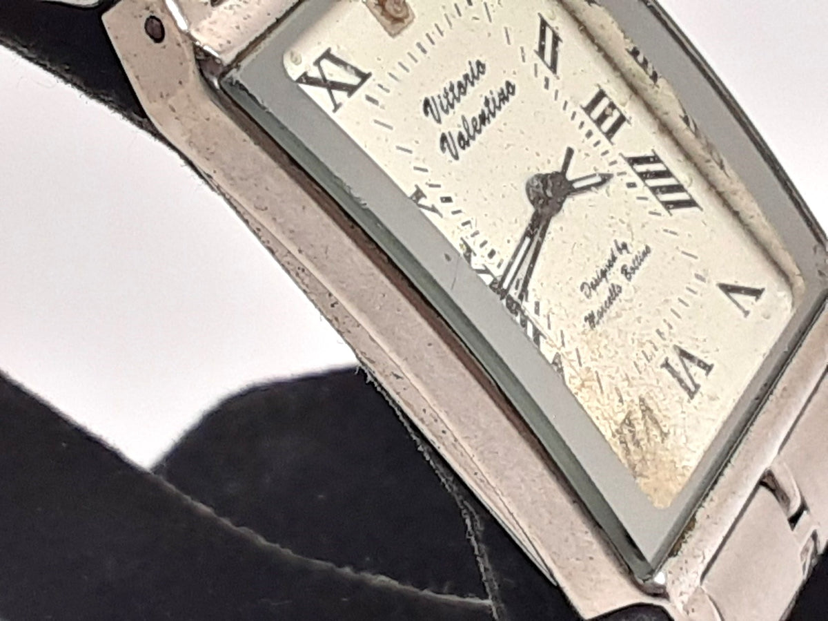 ヴィットリオ ヴァレンチノ VITTORIO VALENTINO レディース 腕時計 白 ホワイト シルバー SS ブレス アナログ クォーツ QZ ウォッチ  【中古】【送料無料】 ht5647