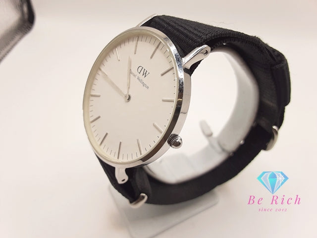 ダニエル ウェリントン Daniel Wellington クラシック 36MM 腕時計 B36R8 白 ホワイト ブラック 黒 SS ナイロン NATO ブレス アナログ クォーツ QZ ウォッチ DW メンズ レディース 【中古】【送料無料】 ht6150