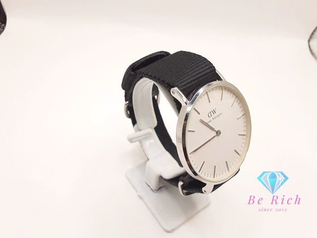 ダニエル ウェリントン Daniel Wellington クラシック 36MM 腕時計 B36R8 白 ホワイト ブラック 黒 SS ナイロン NATO ブレス アナログ クォーツ QZ ウォッチ DW メンズ レディース 【中古】【送料無料】 ht6150