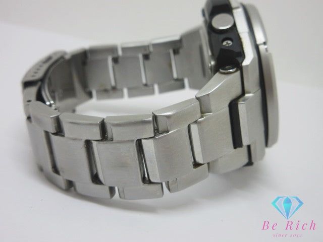 カシオ CASIO G-SHOCK G-STEEL タフ ソーラー メンズ 腕時計 GST-W110D-7JAF 白 ホワイト系 SS ブレス クォーツ QZ ウォッチ G-スティール ジーショック Gショック  【中古】【送料無料】ht7028