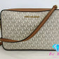 マイケルコース MICHAEL KORS ショルダーバッグ 35F8GTTC2B バニラ エイコーン アイボリー ホワイト 白 ブラウン 茶 PVC レザー MK モノグラム ロゴ スクエア ポシェット クロスボディ 斜め掛け 鞄  【中古】【送料無料】 sh1725