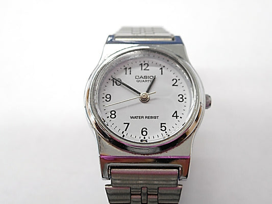 カシオ レディース腕時計 SS 白×シルバー クォーツ【中古】【送料無料】ht693